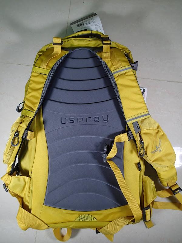 Osprey小鷹Momentum 34通勤電腦包開箱，通勤戶外兩相宜