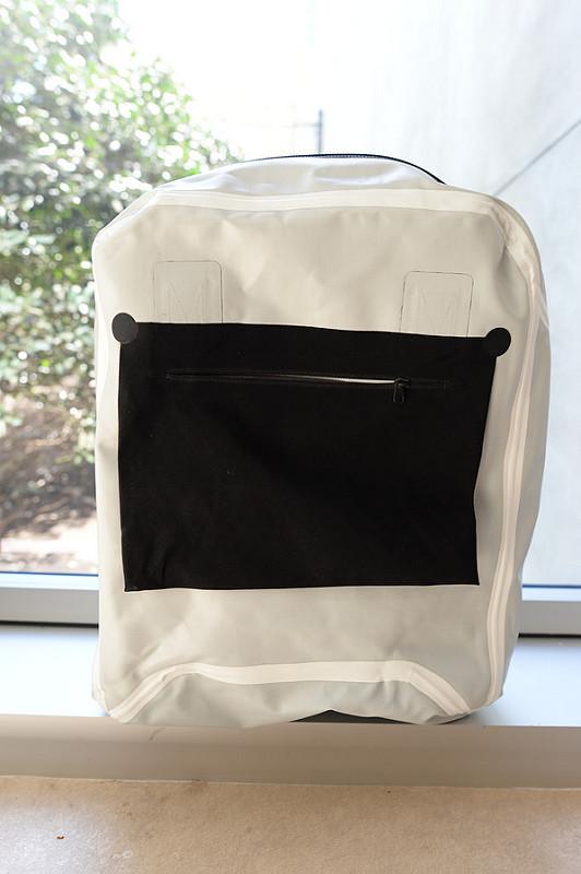 始祖鳥Veilance都市商務系列背包開箱，極簡主義的新選擇