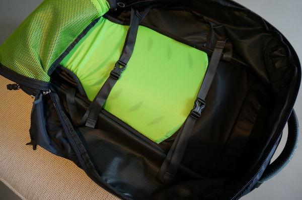 短途旅行怎么選擇背包?看這款小鷹Osprey Farpoint旅行背包