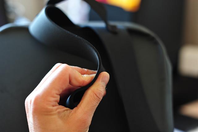 Arc'teryx除了戶外背包，還有高端雙肩筆記本電腦背包