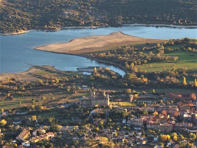 西班牙自由行,行走在馬德里后花園曼薩納雷斯城堡