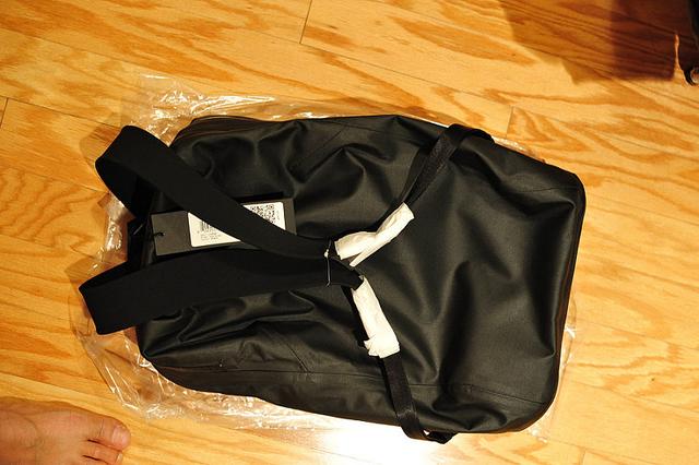 Arc’teryx除了戶外背包，還有高端雙肩筆記本電腦背包