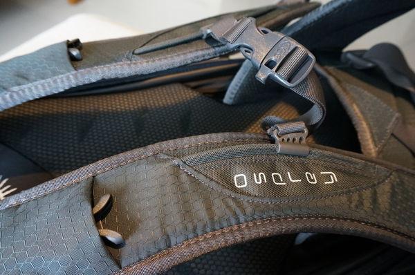 短途旅行怎么選擇背包?看這款小鷹Osprey Farpoint旅行背包