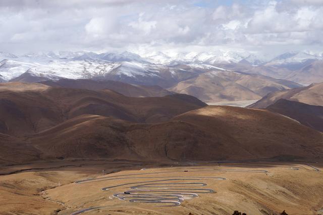 上不了珠峰,也要去珠峰大本營(yíng)一趟