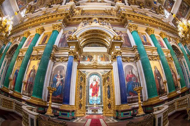 去俄羅斯旅行，用魚眼鏡頭記錄視野下的銀白世界