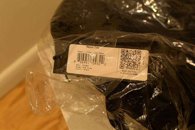 始祖鳥Veilance都市商務系列背包開箱，極簡主義的新選擇