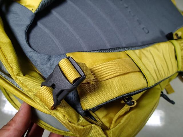 Osprey小鷹Momentum 34通勤電腦包開箱，通勤戶外兩相宜