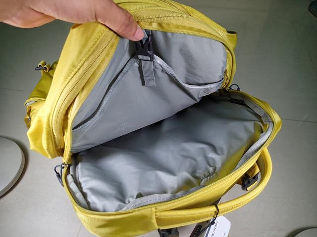 Osprey小鷹Momentum 34通勤電腦包開箱，通勤戶外兩相宜