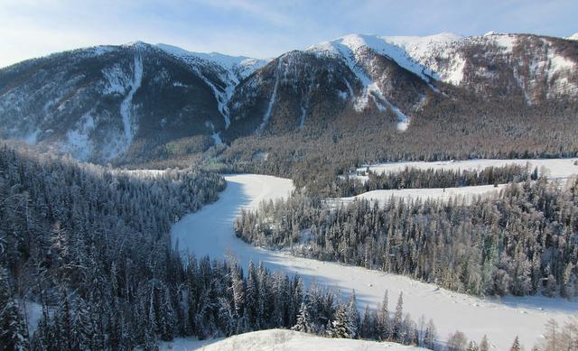 冬季去哪兒玩?新疆喀納斯絕美冬景