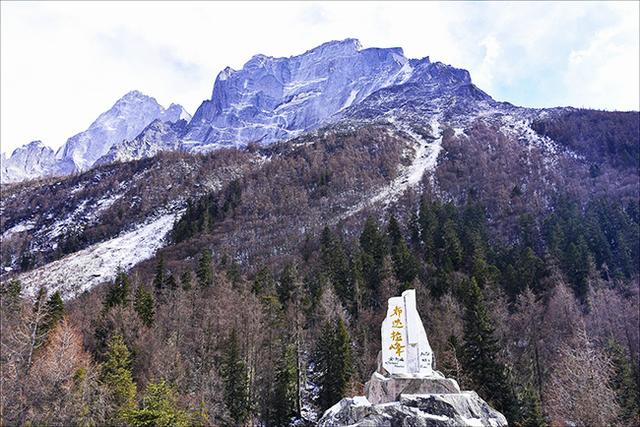 四姑娘山雙橋溝，適合休閑旅游的人看風景
