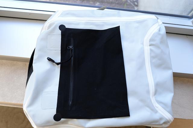 始祖鳥Veilance都市商務系列背包開箱，極簡主義的新選擇