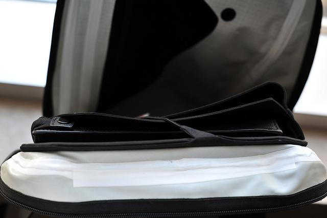 Arc'teryx除了戶外背包，還有高端雙肩筆記本電腦背包