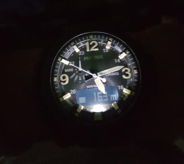 卡西歐Casio Pro Trek PRG-600登山表開箱,低調又實用的戶外表!