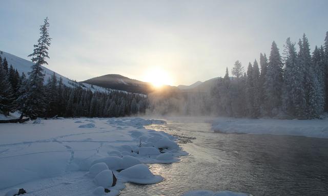 冬季去哪兒玩?新疆喀納斯絕美冬景