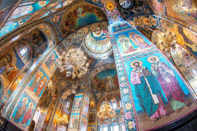 去俄羅斯旅行，用魚眼鏡頭記錄視野下的銀白世界