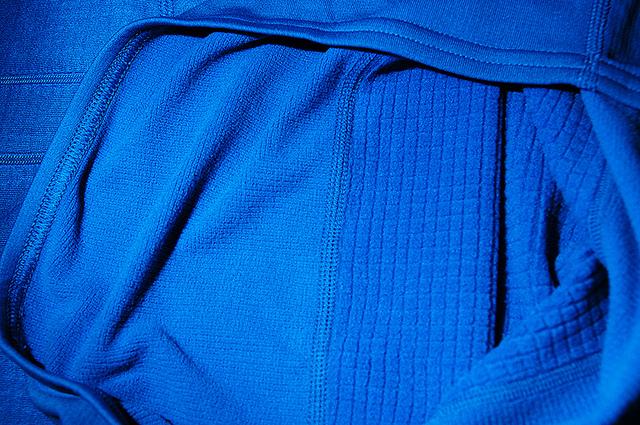 Patagonia(巴塔哥尼亞)R1拉鏈抓絨保暖衣開箱,R系列最經典