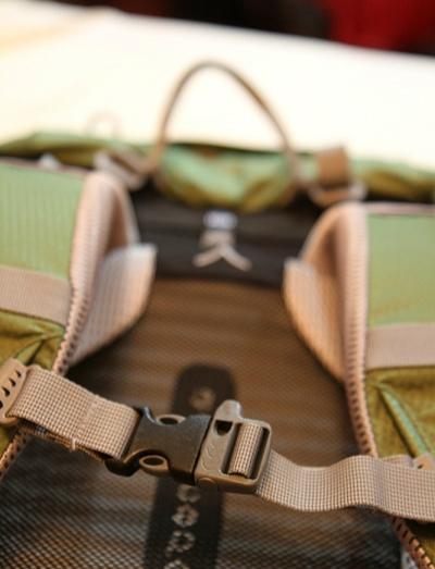 爬山先買戶外背包，Osprey Kestral 48L小鷹登山包開箱