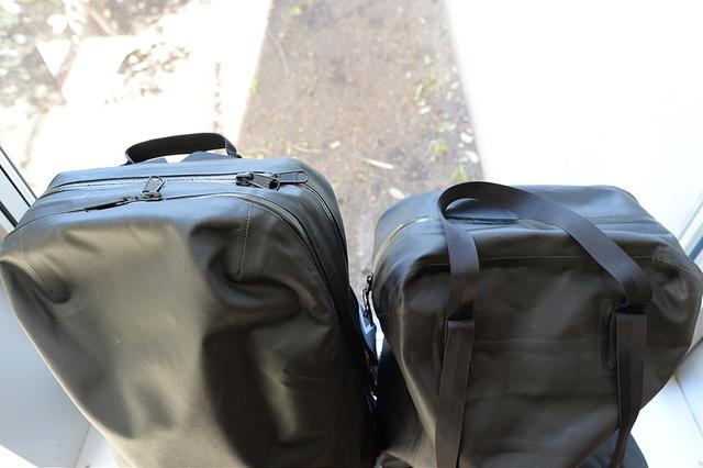 始祖鳥Veilance都市商務系列背包開箱，極簡主義的新選擇