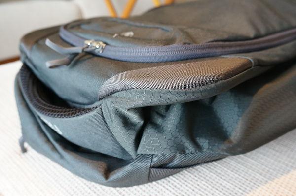 短途旅行怎么選擇背包?看這款小鷹Osprey Farpoint旅行背包