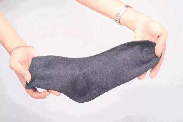 千里之行始于足下,再好的登山鞋也需要配一雙好襪子