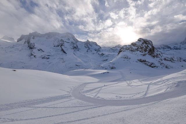 瑞士旅行,擁抱阿爾卑斯山脈走近馬特洪峰Matterhorn