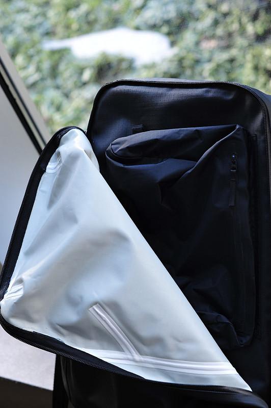 Arc'teryx除了戶外背包，還有高端雙肩筆記本電腦背包