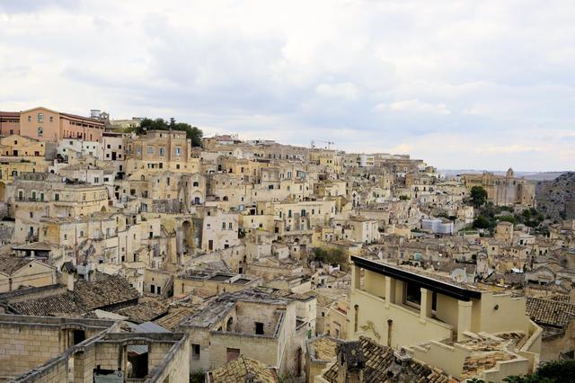 意大利馬泰拉，窮山惡水也要活下去的鬼城