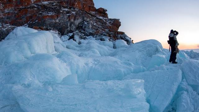 去俄羅斯旅行，用魚眼鏡頭記錄視野下的銀白世界