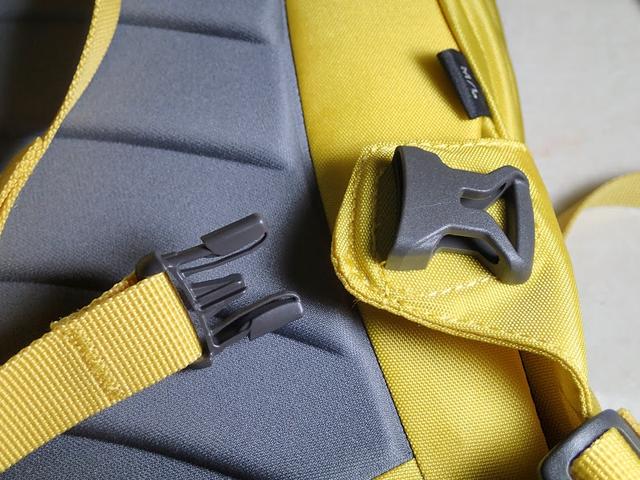 Osprey小鷹Momentum 34通勤電腦包開箱，通勤戶外兩相宜