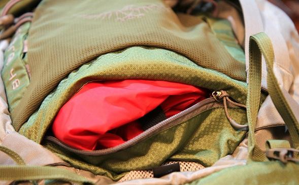 爬山先買戶外背包，Osprey Kestral 48L小鷹登山包開箱