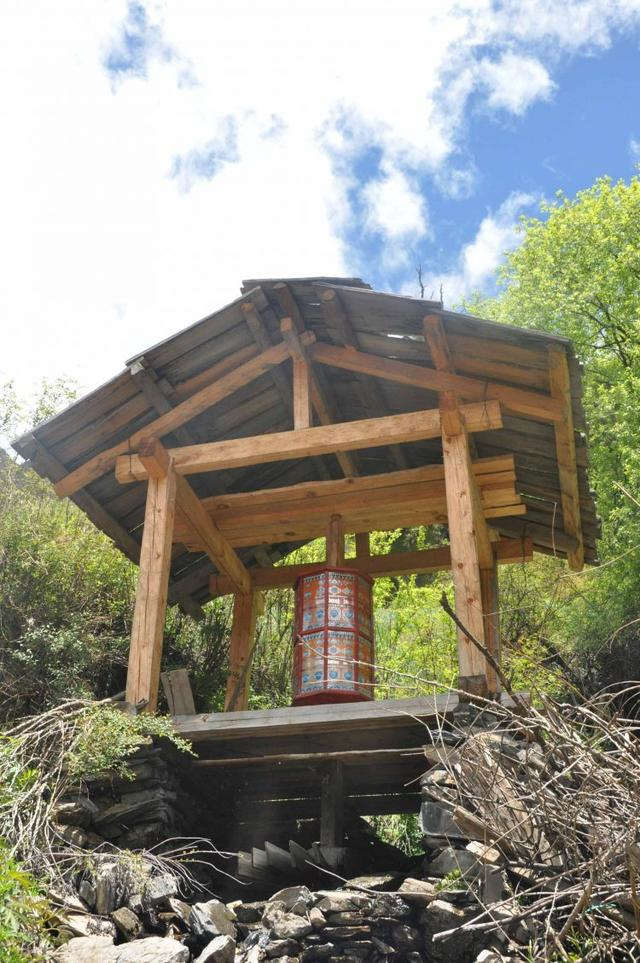 有個地方叫雨崩村,不去天堂就去雨崩徒步