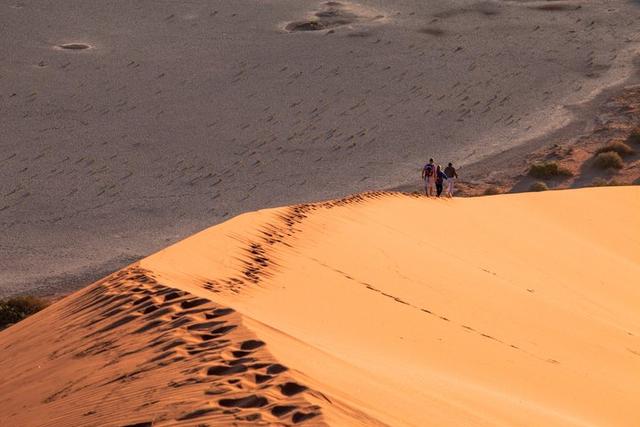 納米比亞自由行,一人一車獨自自駕24天