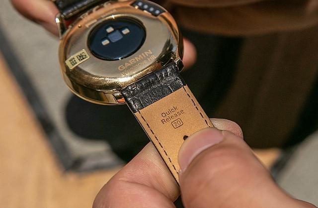 Garmin佳明vívomove HR指針式智能運動手表實戴分享