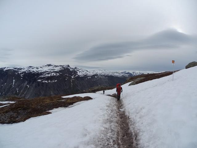 挪威徒步之旅，“惡魔之舌”露營游記