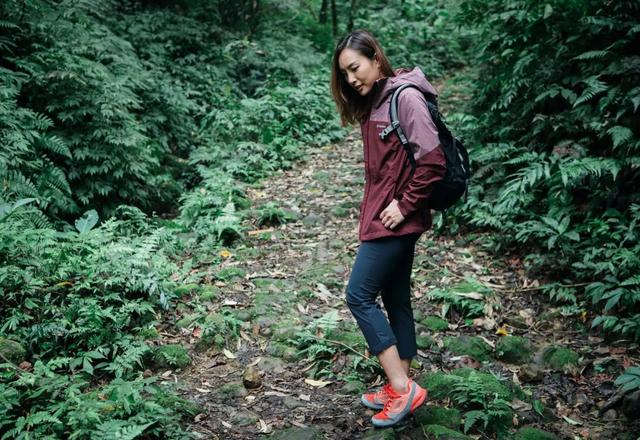 Columbia哥倫比亞沖鋒衣的日常搭配,讓你輕松自如的戶外運動 Columbia哥倫比亞沖鋒衣的日常搭配,讓你輕松自如的戶外運動