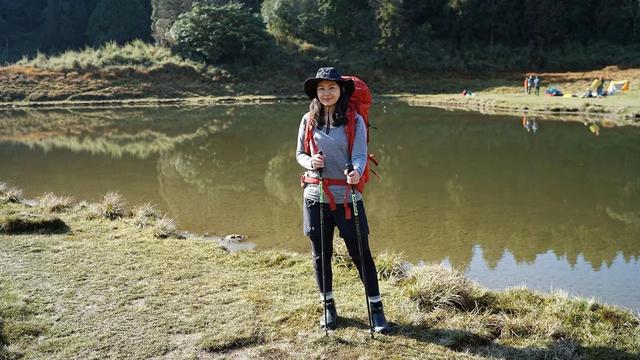 終于擁有了一對讓自己很滿意的登山杖，曬曬新入的Fizan登山杖