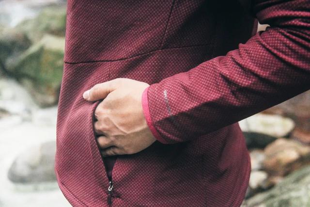 穿著Columbia哥倫比亞,戶外泡溫泉讓你放松回歸大自然