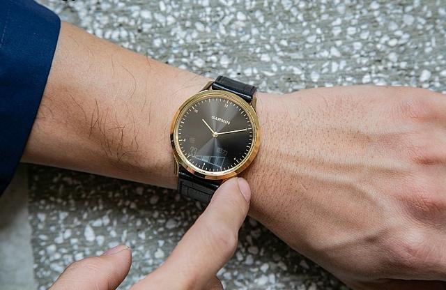 Garmin佳明vívomove HR指針式智能運動手表實戴分享