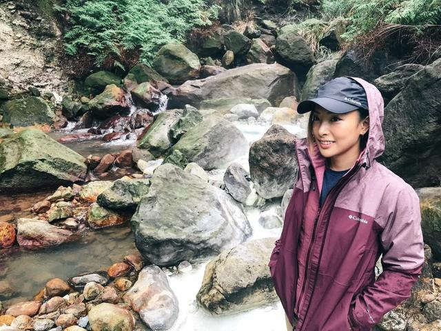 穿著Columbia哥倫比亞,戶外泡溫泉讓你放松回歸大自然