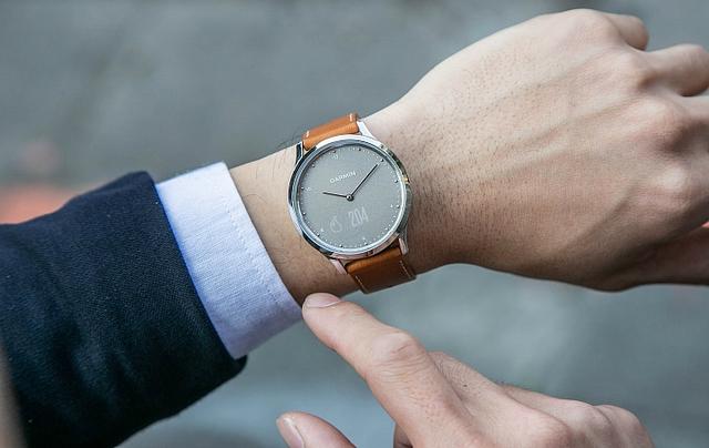 Garmin佳明vívomove HR指針式智能運動手表實戴分享