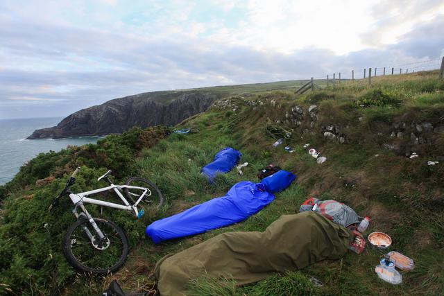 戶外帳篷怎么選擇,戶外登山帳篷選購(gòu)攻略