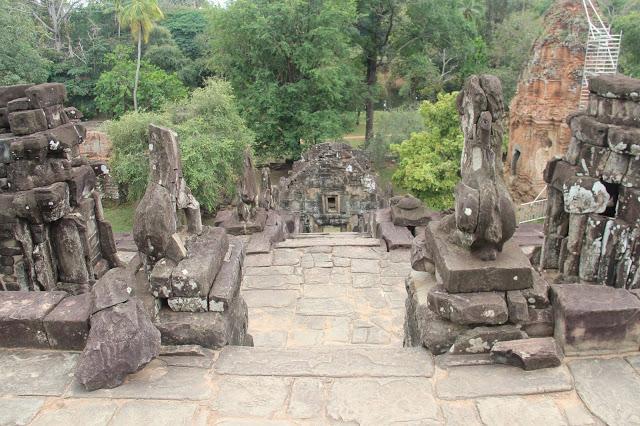 吳哥窟深度旅游，羅洛斯遺址的三座神廟