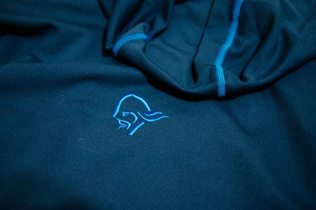 挪威高端戶外品牌Norrona老人頭保暖外套開箱曬單