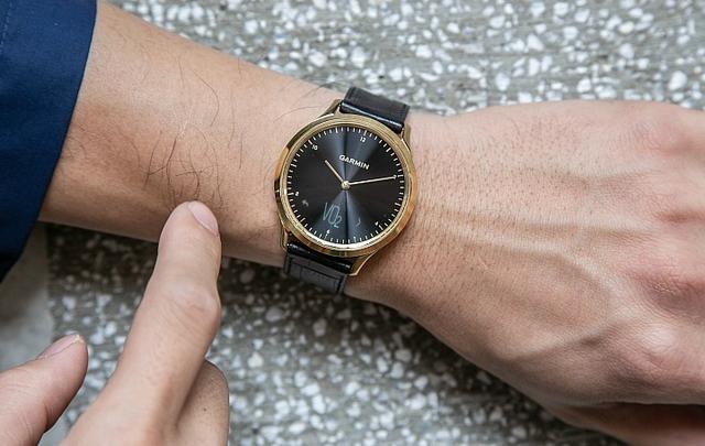 Garmin佳明vívomove HR指針式智能運動手表實戴分享