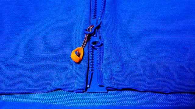 買了件Mammut猛犸象艾格極限軟殼,簡單開箱