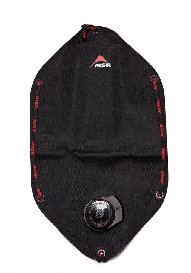 戶外徒步登山，這9件戶外裝備讓你安全又省力