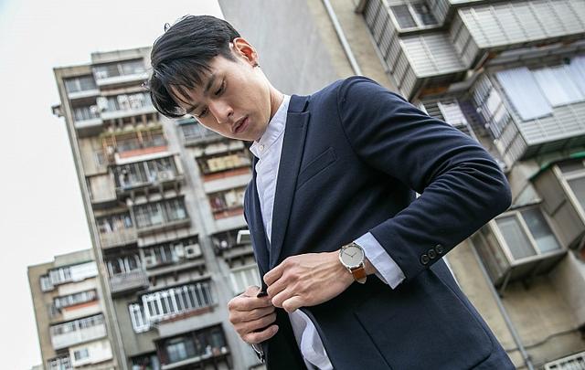 Garmin佳明vívomove HR指針式智能運動手表實戴分享