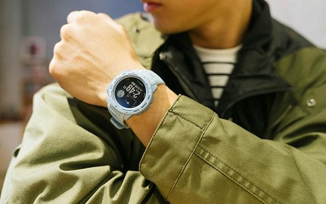 Garmin佳明instinct手表怎么樣，新款佳明手表開箱實戴分享