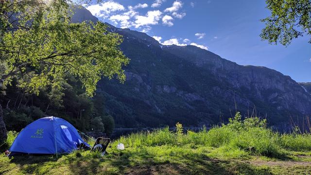 挪威徒步之旅，“惡魔之舌”露營游記