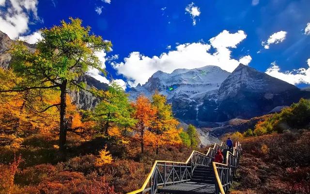 五一拼假攻略出爐,附上這10條經(jīng)典徒步路線